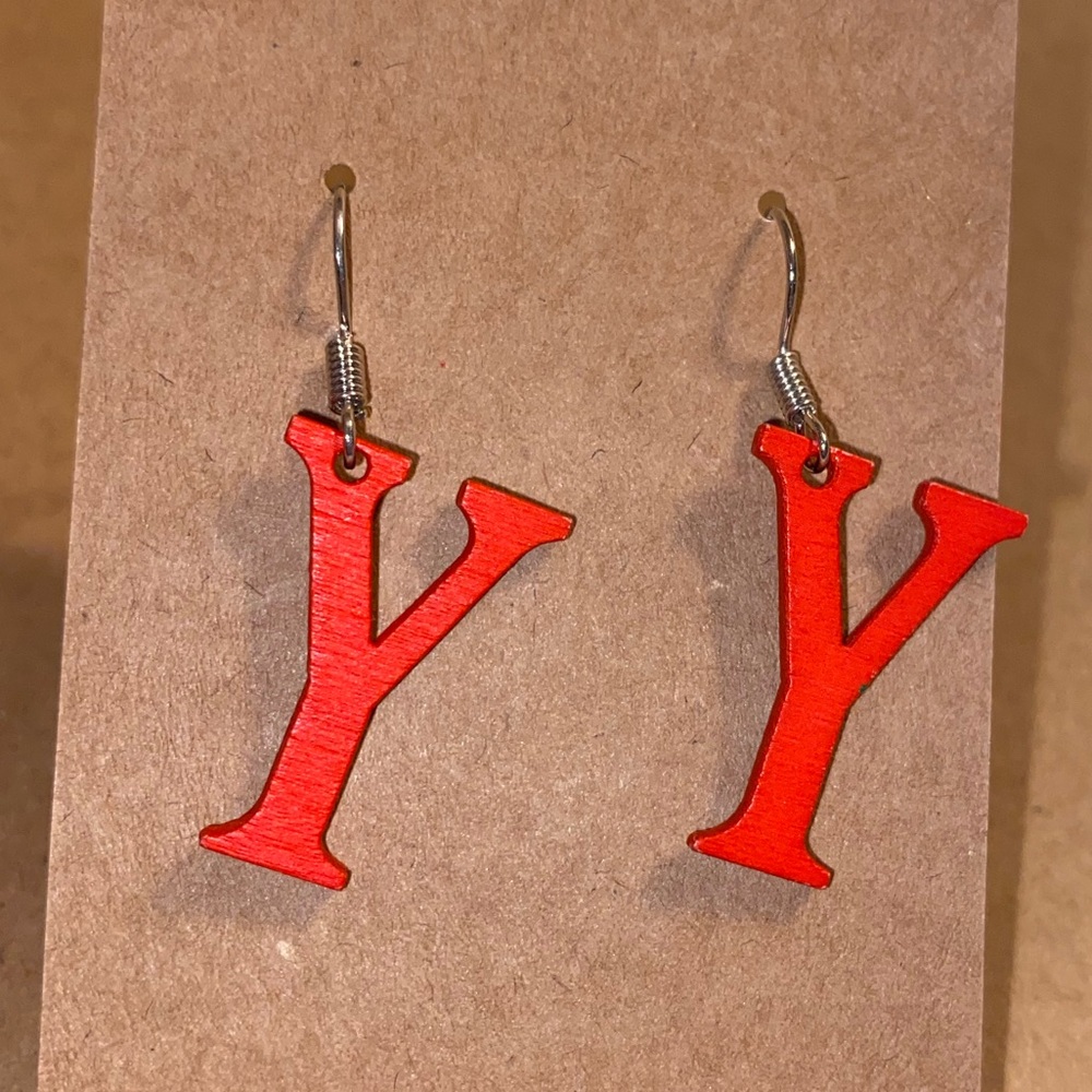 ☀️3/$9☀️ Letter “Y” Wood Earrings (Red)